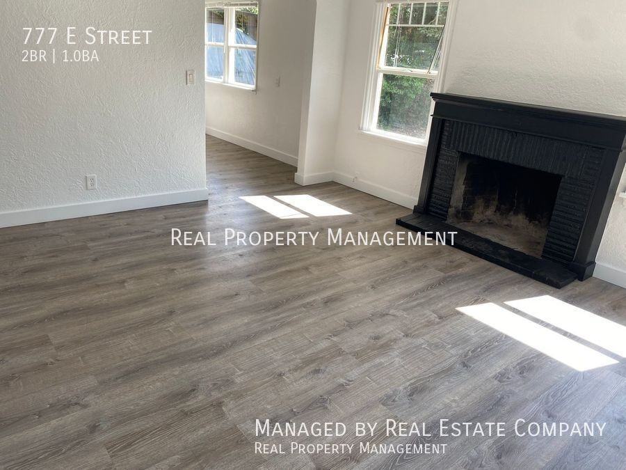 777 E St - Photo 2 of 20