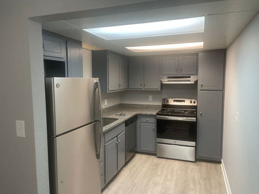 1409 Chicago St #2 - Photo 2 of 15