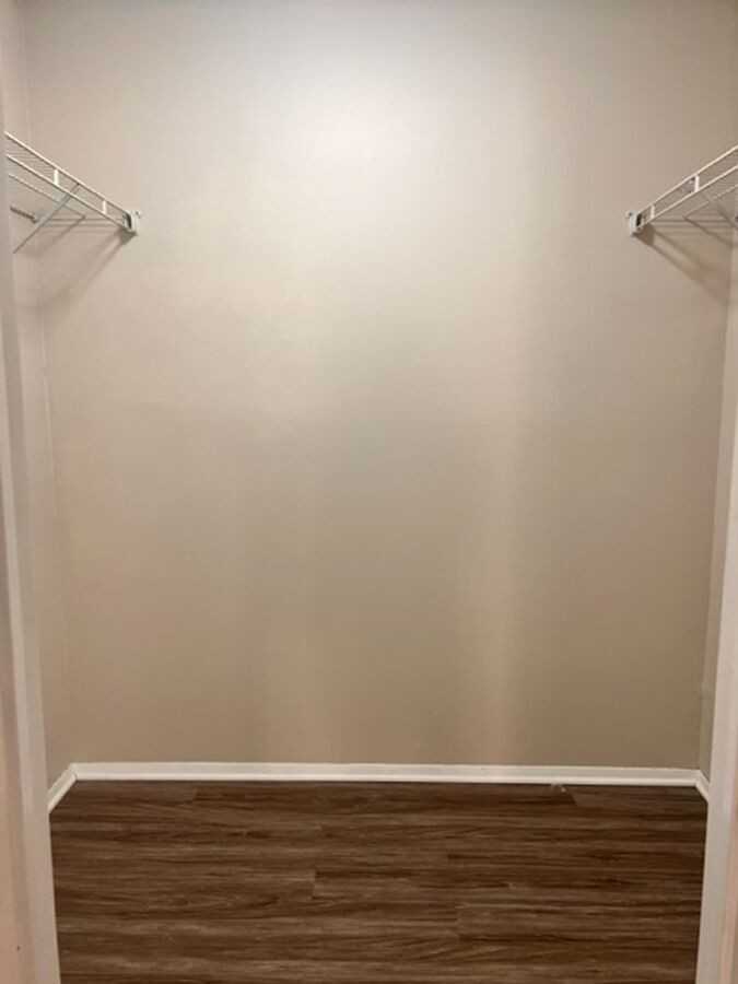 1147 Abbey Ln #B6 - Photo 7 of 8