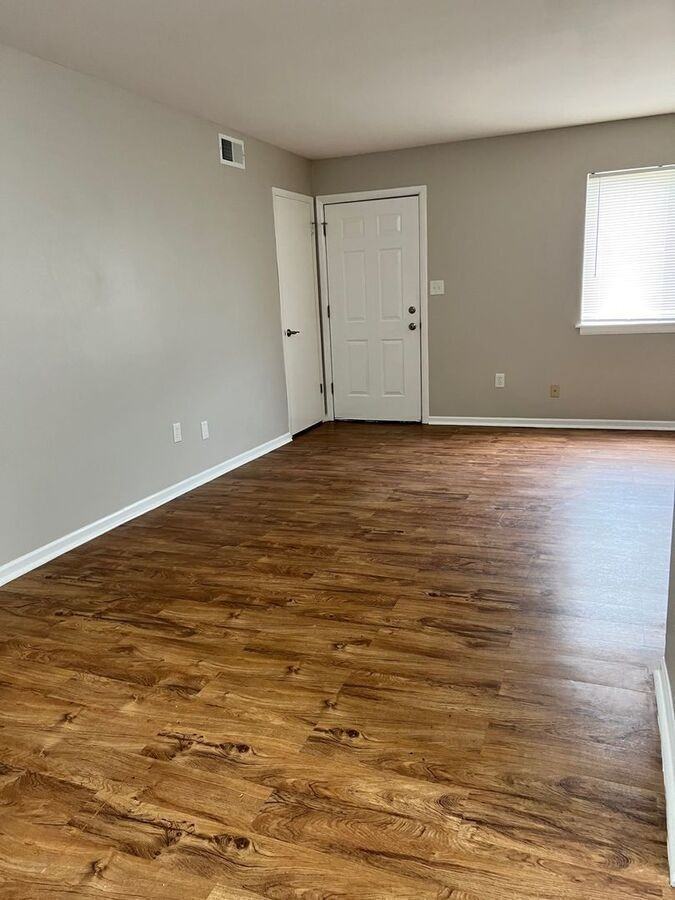 127 Abbey Ln #C6 - Photo 4 of 11