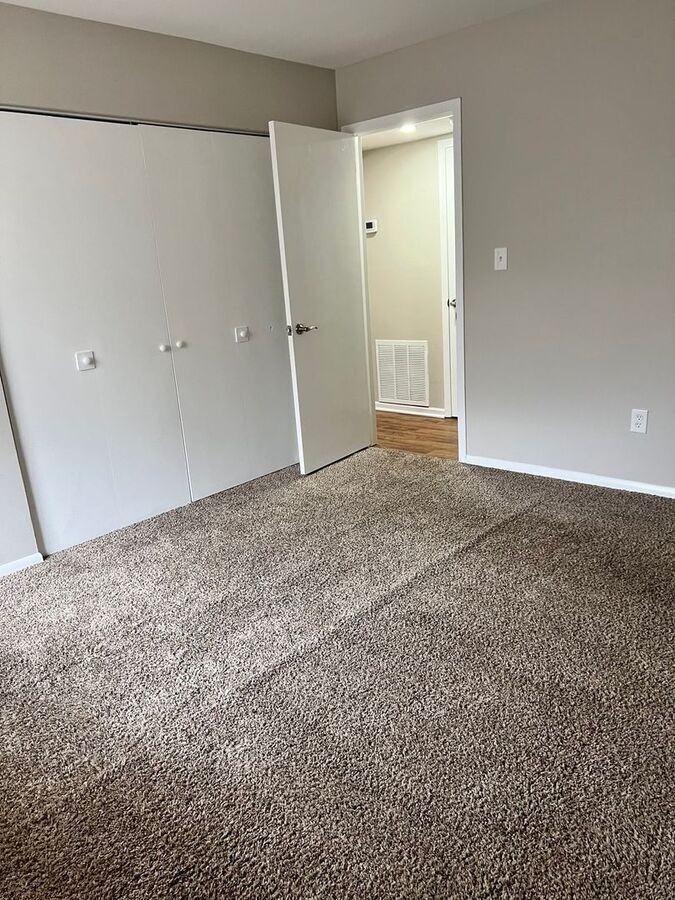 127 Abbey Ln #C6 - Photo 5 of 11