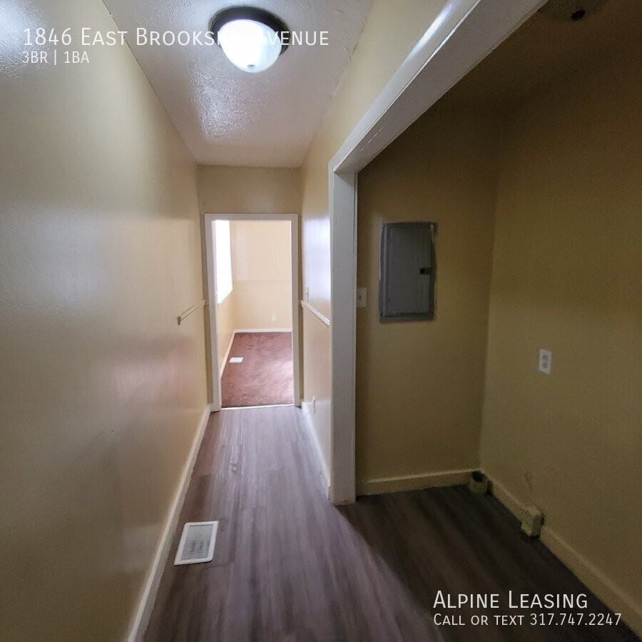 1846 Brookside Ave - Photo 3 of 6