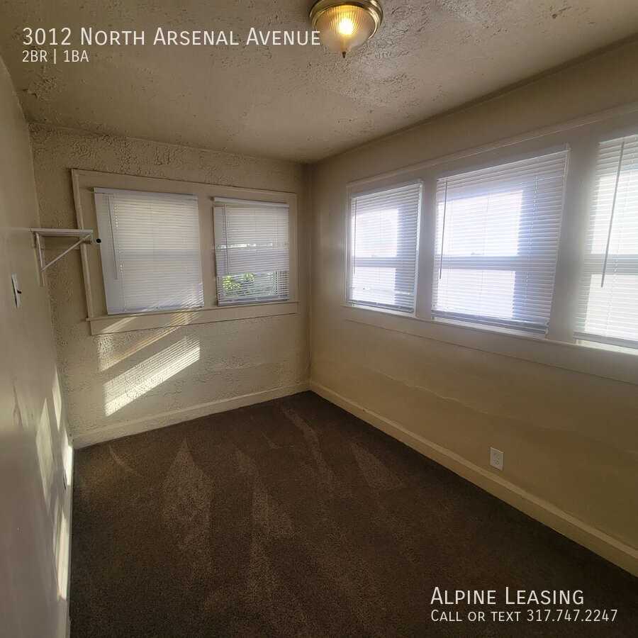 3012 N Arsenal Ave - Photo 2 of 7
