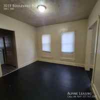 featured image of 3019 Boulevard Pl