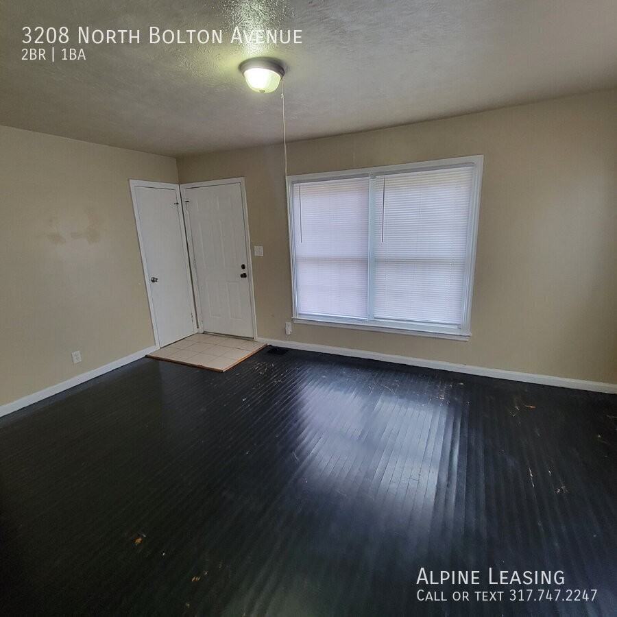 3208 N Bolton Ave - Photo 3 of 6