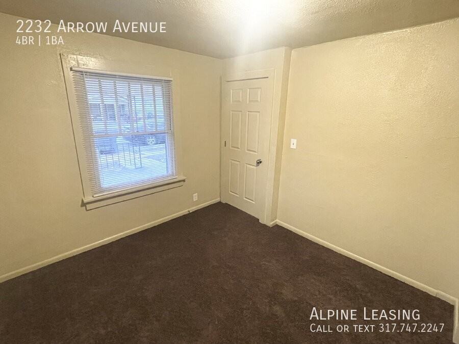 2232 Arrow Ave - Photo 3 of 7