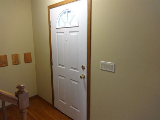 3300 Darby Glen Blvd - Photo 2 of 18