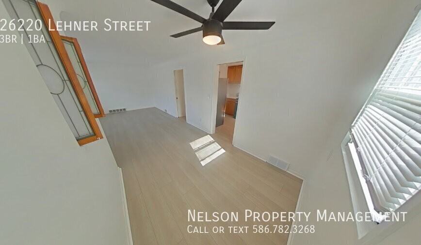 26220 Lehner St - Photo 3 of 11