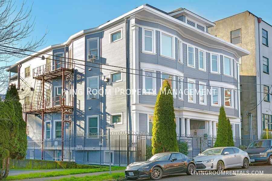 1714 Nw Couch St #16