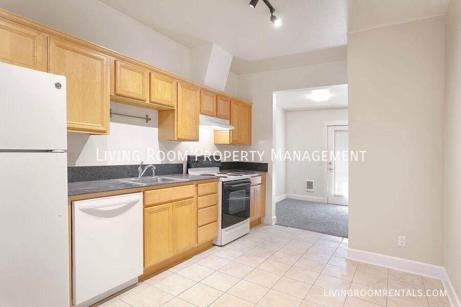 1714 Nw Couch St #16 - Photo 2 of 19