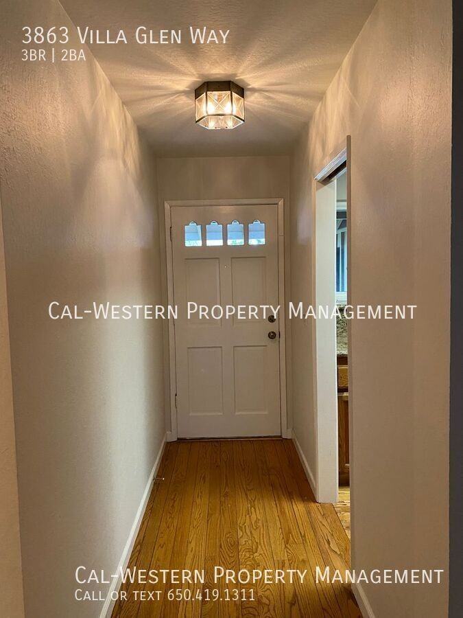 3863 Villa Glen Way - Photo 2 of 21