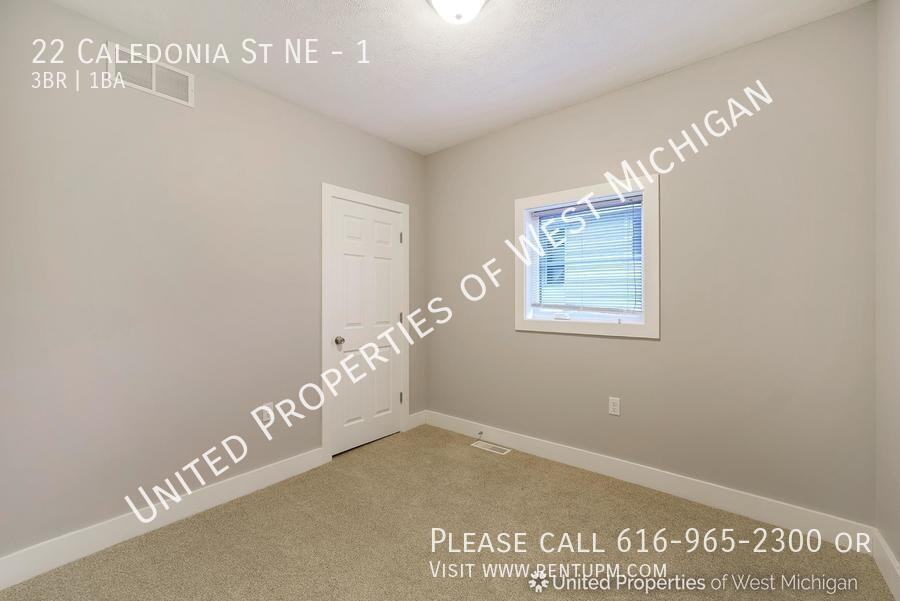 22 Caledonia St Ne #1 - Photo 6 of 16