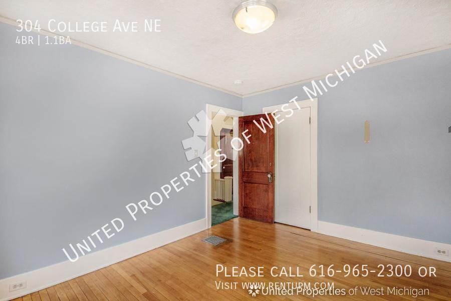 304 College Ave Ne - Photo 5 of 23