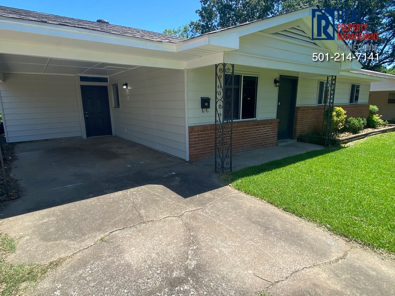 501 Warren St - Photo 2 of 13