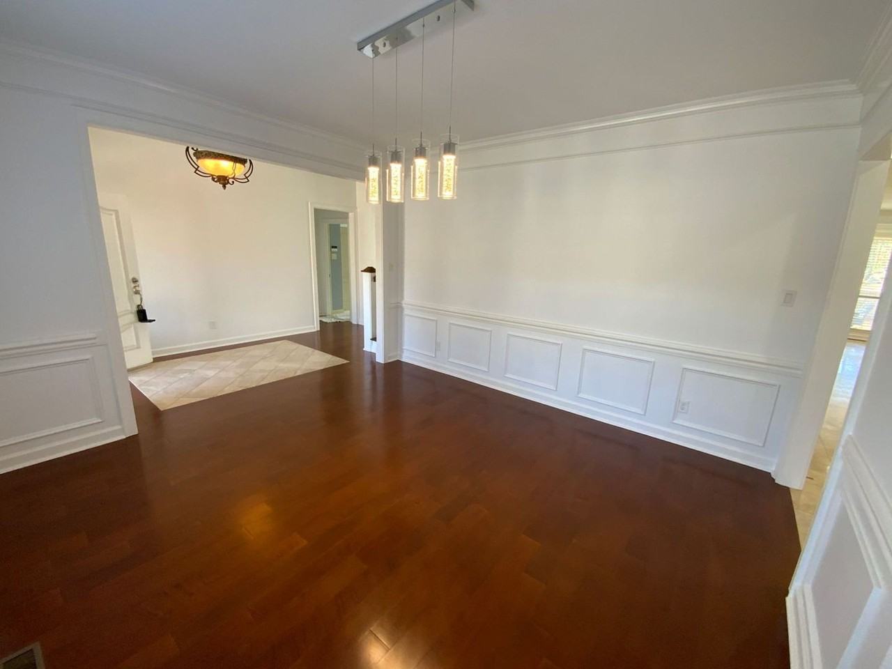 123 Courts Ln - Photo 6 of 37