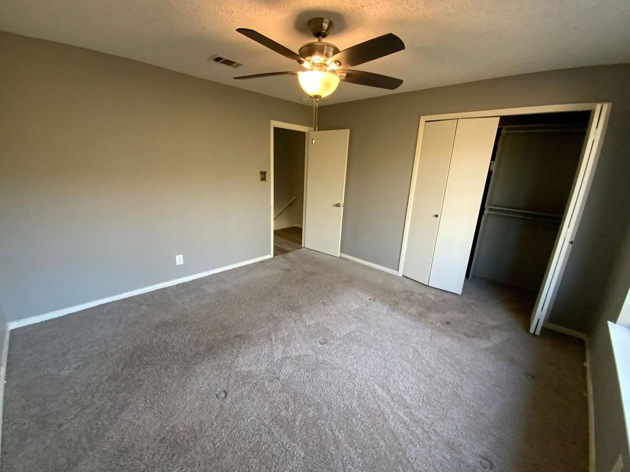 5712 Sorenson St #B - Photo 7 of 10