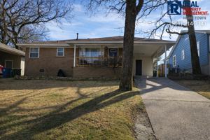 featured image of 130 Sheridan Rd