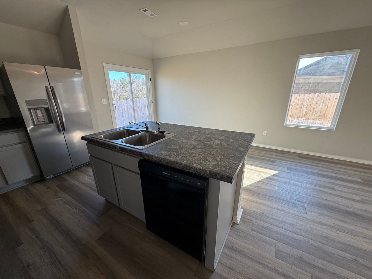 6153 Discovery Trl - Photo 7 of 12