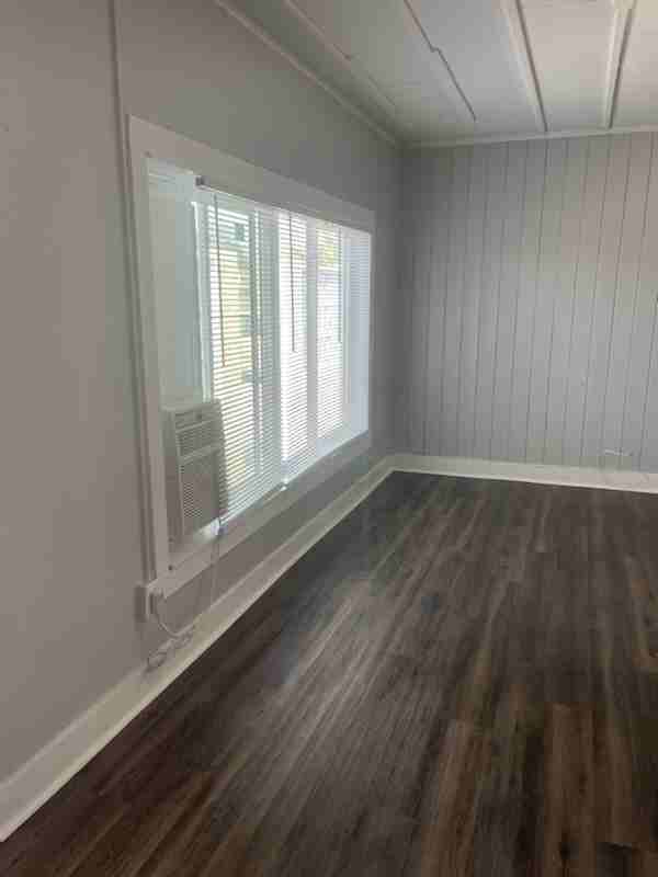 3525 14th St W #B - Photo 5 of 5