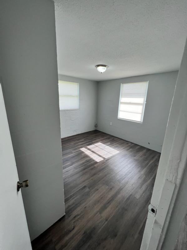 501 11th St W #A1 - Photo 3 of 5