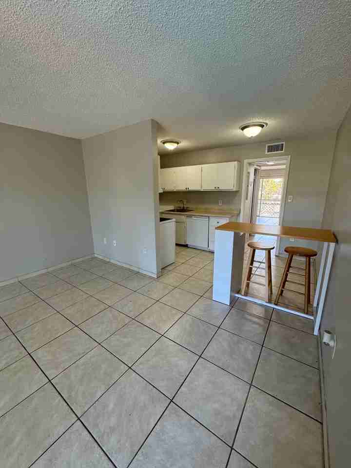 Golf Meadow - Photo 6 of 20