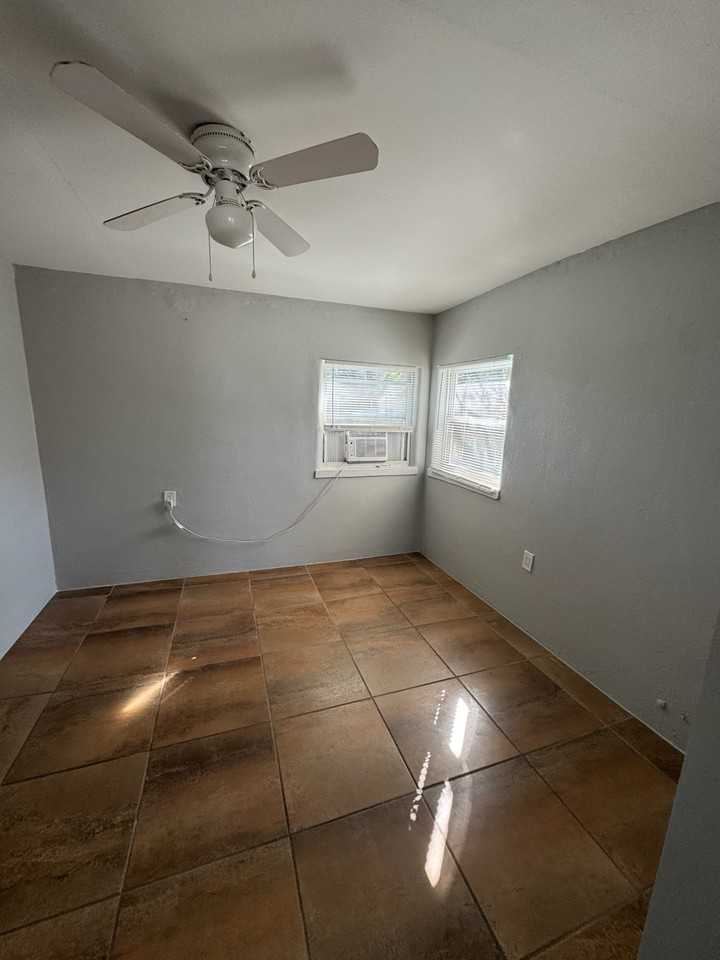 2228 2nd Ave E #3 - Photo 5 of 5