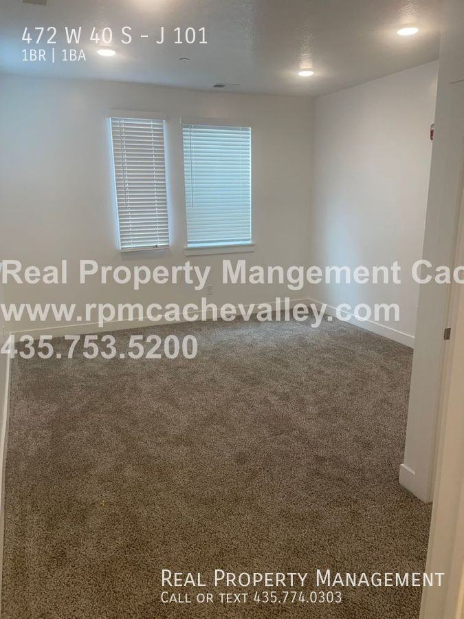 472 W 40 S #J101 - Photo 3 of 16