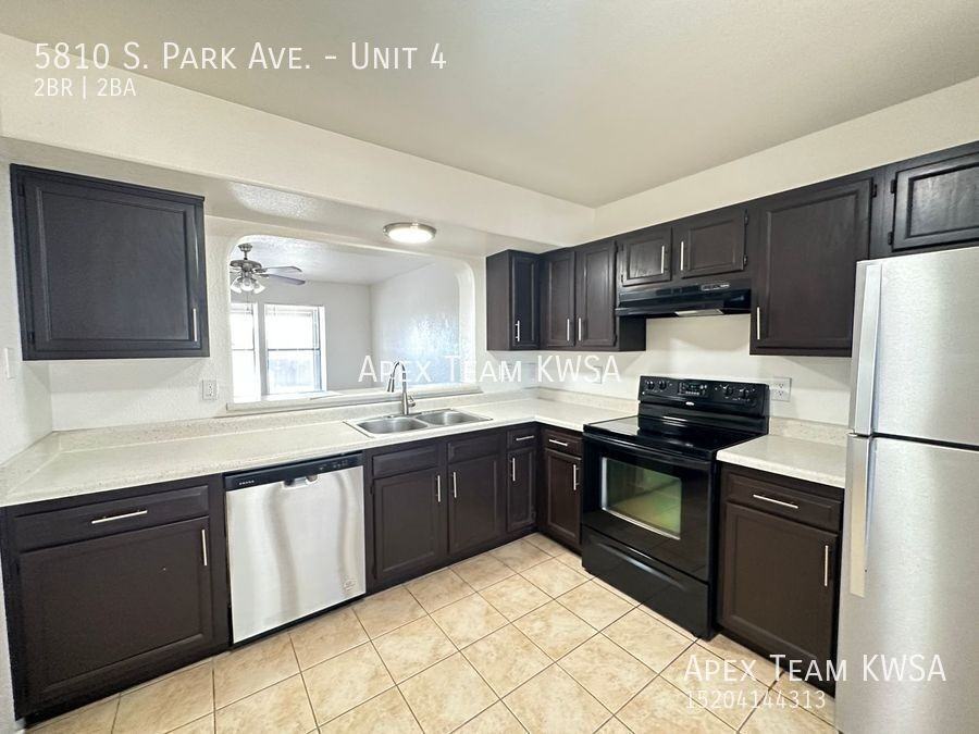 5810 S Park Ave #4 - Photo 2 of 25