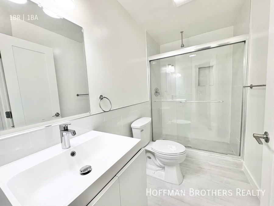 415 S New Hampshire Ave #102 - Photo 4 of 4