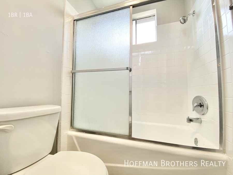 5741 Virginia Ave #203 - Photo 7 of 7