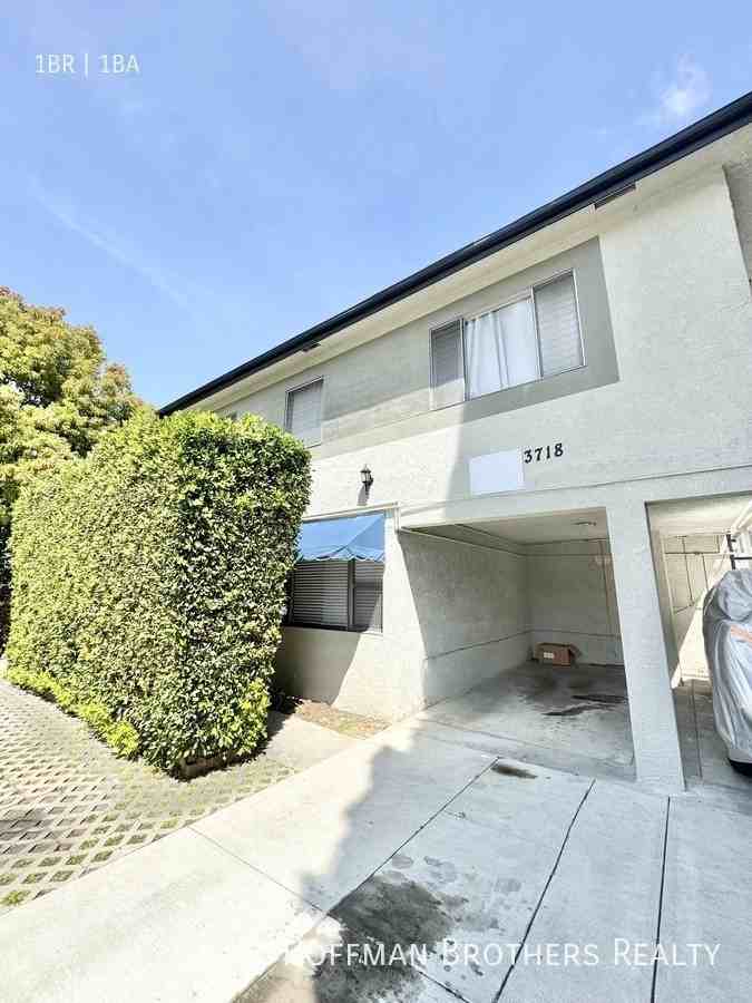 3718 Mentone Ave #11 - Photo 5 of 5