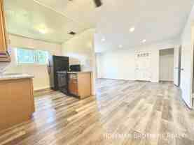 1320 S Ridgeley Dr #7 - Photo 1 of 1