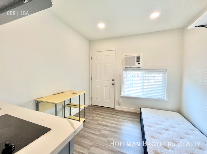 6165 Coldwater Canyon Ave #15 - Photo 2 of 6