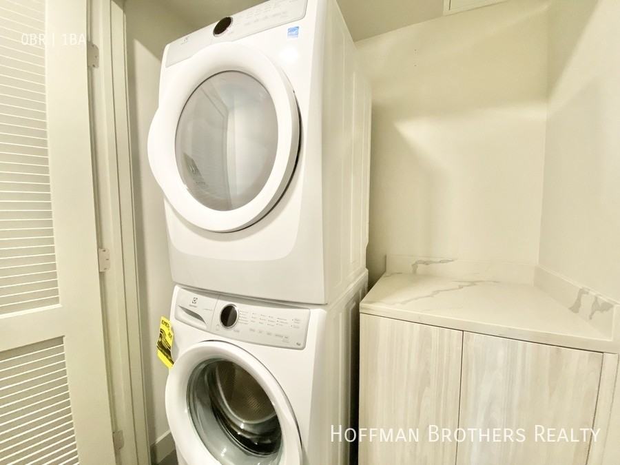 1534 Brockton Ave #410 - Photo 4 of 9