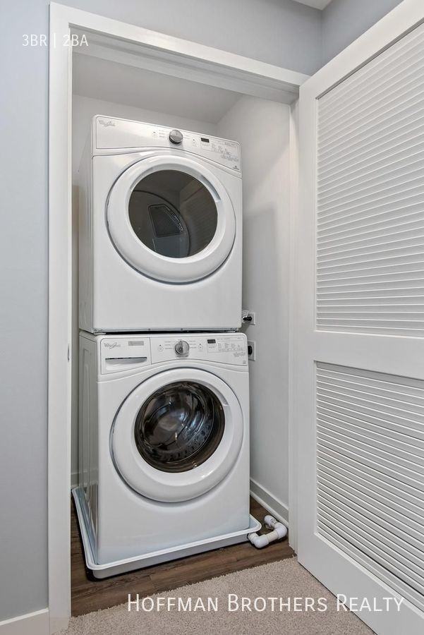 201 Lake Shore Ter - Photo 7 of 15