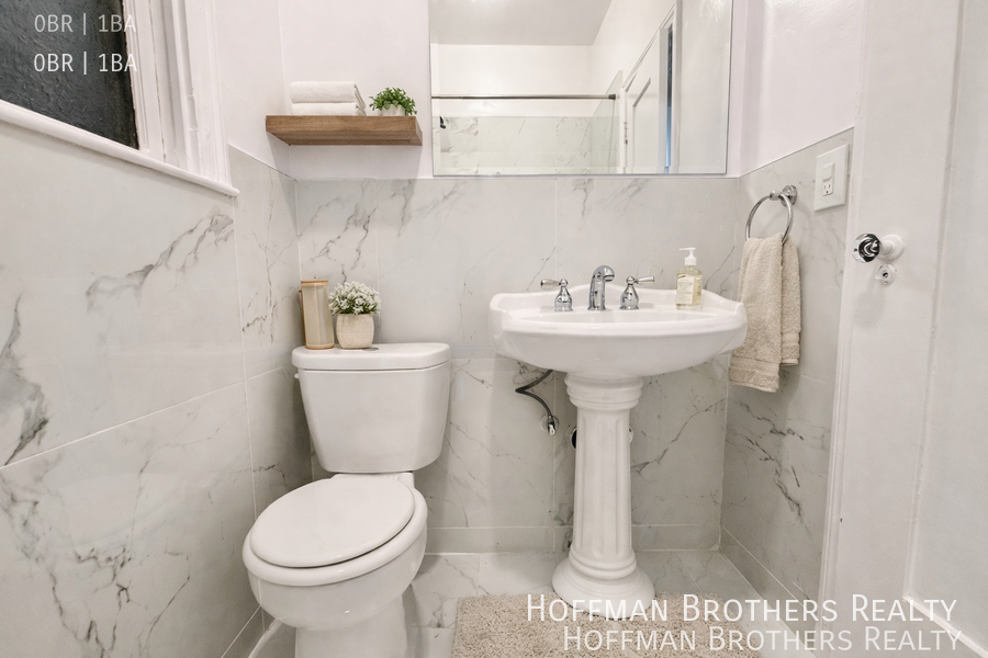 800 N Las Palmas Ave #101 - Photo 4 of 5