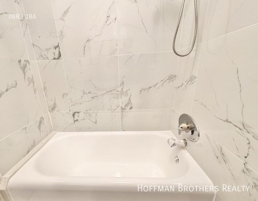 800 N Las Palmas Ave #101 - Photo 5 of 5