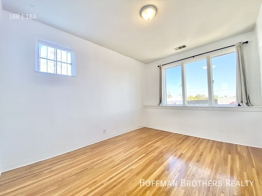 7575 Melrose Ave #3 - Photo 5 of 10