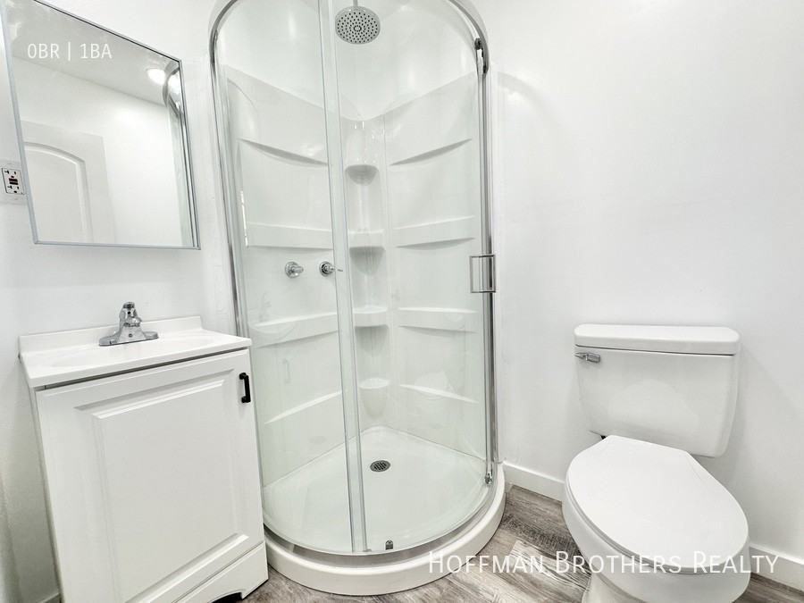 3809 Union Pacific Ave #10 - Photo 7 of 7