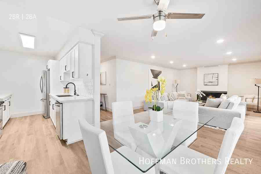 821 3rd St #308 - Photo 6 of 25