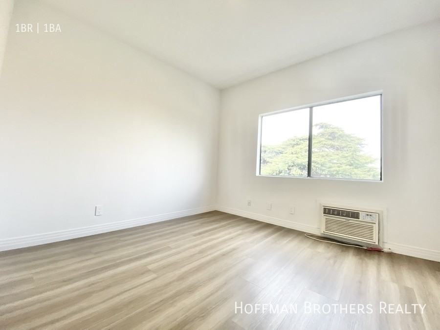 1240 S Bronson Ave #10 - Photo 7 of 16