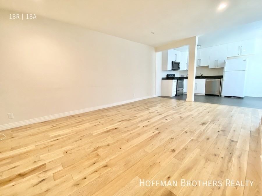 400 S Berendo St #120