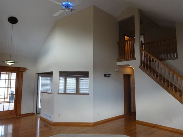 761 Prairie Rd - Photo 3 of 13