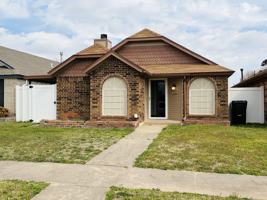 featured image of 2138 Lonnie Ln #1