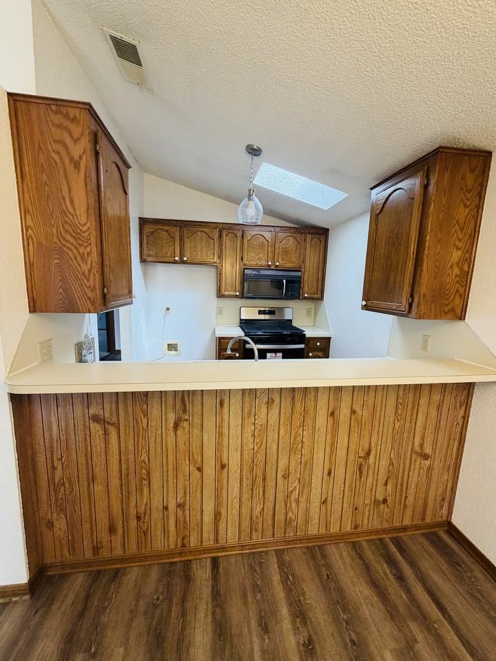 2138 Lonnie Ln #1 - Photo 4 of 10