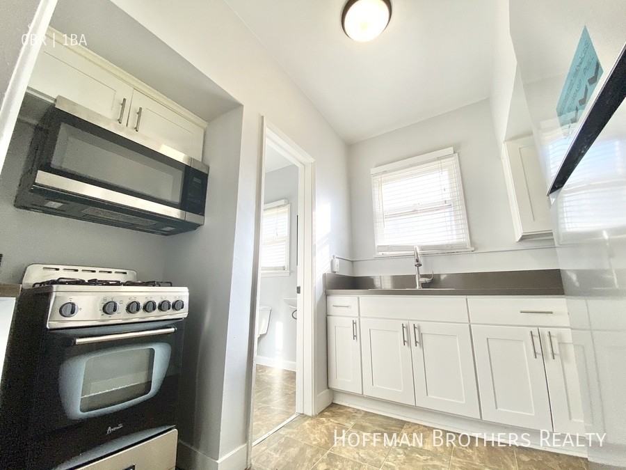 1133 S Westmoreland Ave #2 - Photo 4 of 7