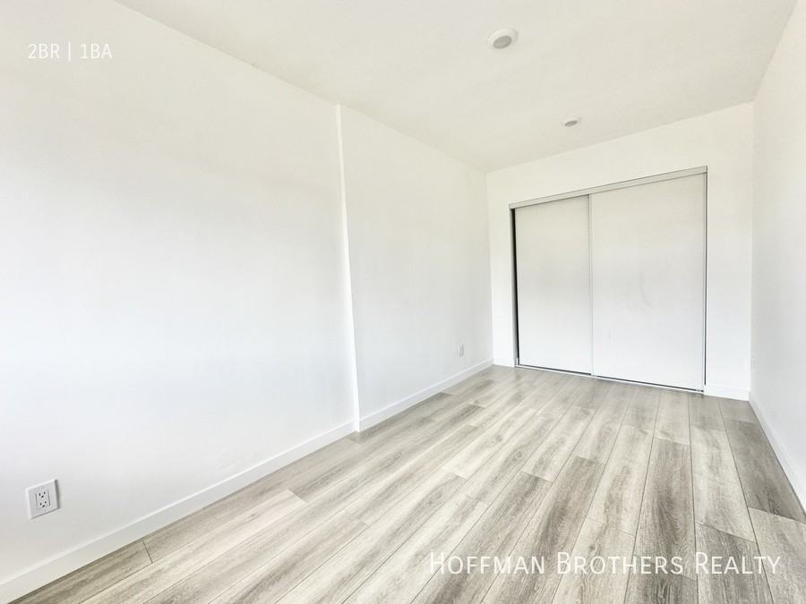 318 S Mariposa Ave #9 - Photo 5 of 11