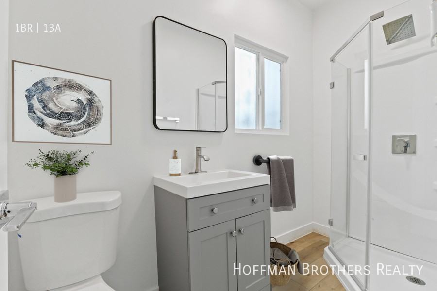 201 N Normandie Ave #13 - Photo 4 of 16