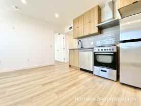 233 Rosemont Ave #8 - Photo 1 of 1