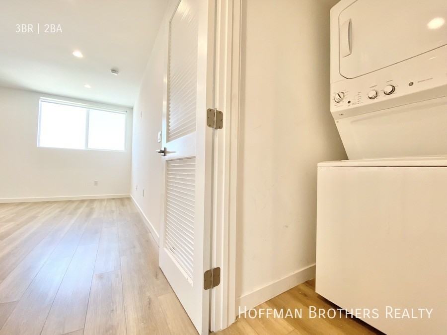 233 Rosemont Ave #8 - Photo 5 of 13